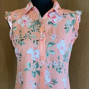 Elle woman’s sleeveless (cap sleeve) top